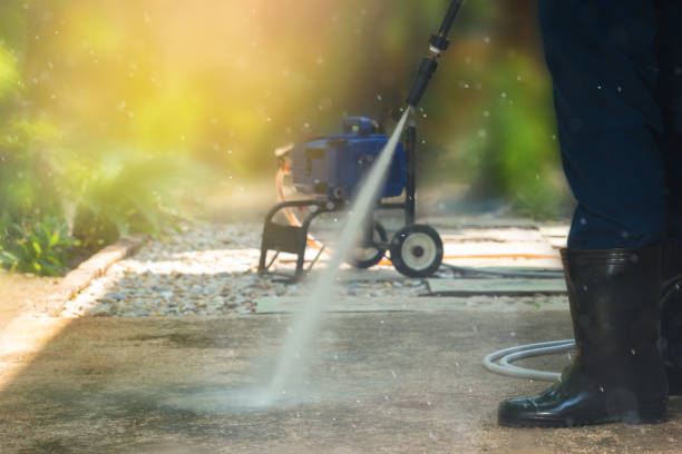 Concrete Sealing in Bakersfield Country Clu, CA